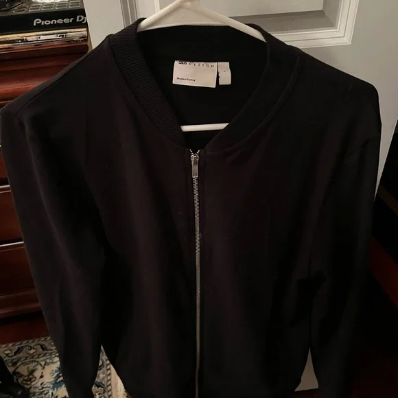 ASOS Men’s Fitted Bomber Jacket - Picture 2 of 3